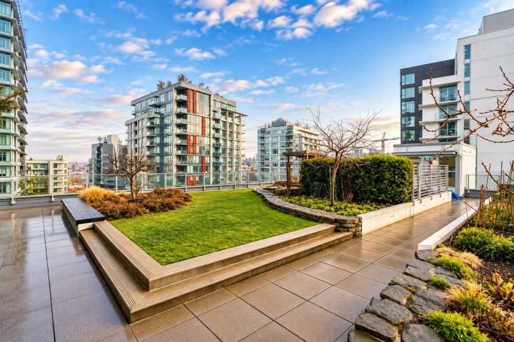Photo 13 at 212 - 1661 Quebec Street, Mount Pleasant VE, Vancouver East