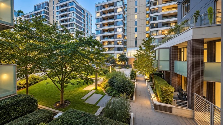 Photo 12 at 212 - 1661 Quebec Street, Mount Pleasant VE, Vancouver East