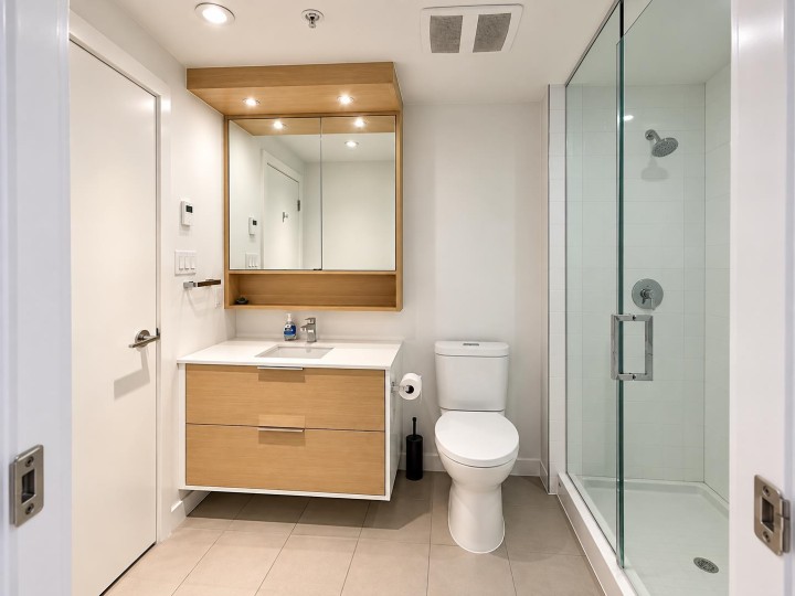 Photo 9 at 212 - 1661 Quebec Street, Mount Pleasant VE, Vancouver East
