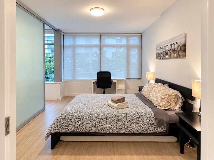 Photo 8 at 212 - 1661 Quebec Street, Mount Pleasant VE, Vancouver East