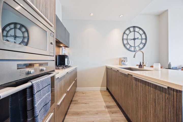 Photo 6 at 806 - 1633 Ontario Street, False Creek, Vancouver West