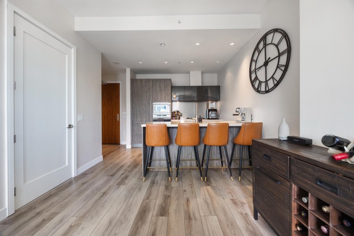 Photo 7 at 806 - 1633 Ontario Street, False Creek, Vancouver West