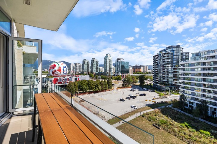 Photo 14 at 806 - 1633 Ontario Street, False Creek, Vancouver West