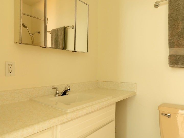 Photo 16 at 302 - 2222 Cambridge Street, Hastings, Vancouver East