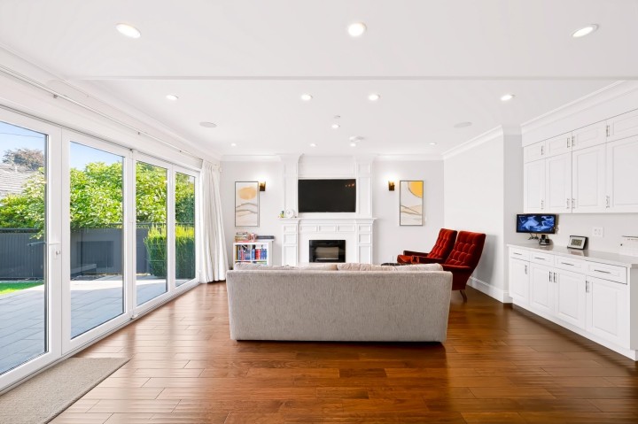 Photo 9 at 1433 W 48th Avenue, South Granville, Vancouver West