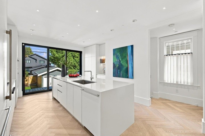 Photo 16 at 279 E 18th Avenue, Main, Vancouver East