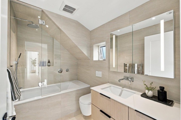 Photo 26 at 279 E 18th Avenue, Main, Vancouver East