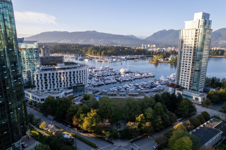 Photo 3 at 2904 - 1238 Melville Street, Coal Harbour, Vancouver West
