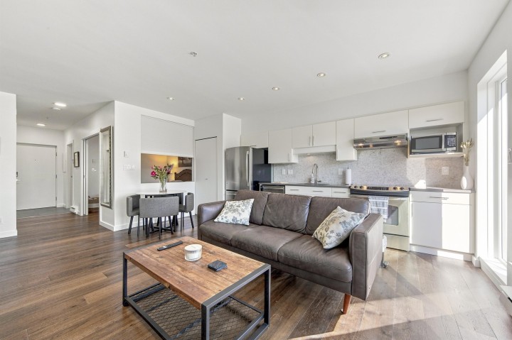 Photo 4 at 406 - 1688 Cypress Street, Kitsilano, Vancouver West