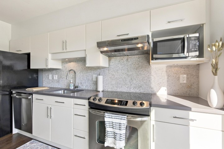Photo 8 at 406 - 1688 Cypress Street, Kitsilano, Vancouver West