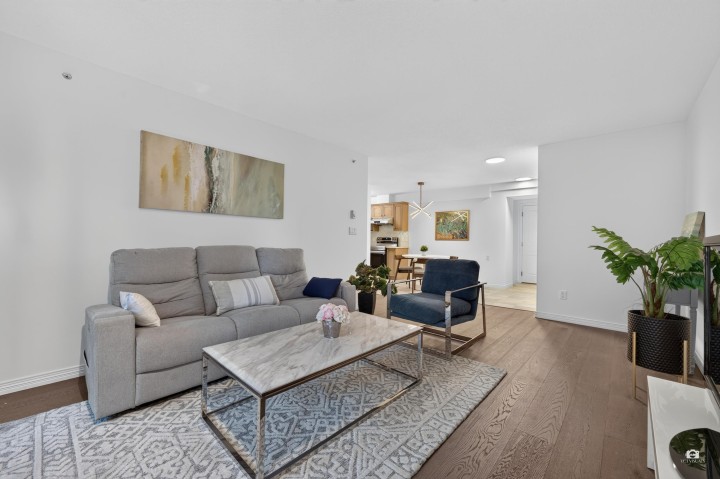 Photo 6 at 202 - 5639 Hampton Place, University VW, Vancouver West