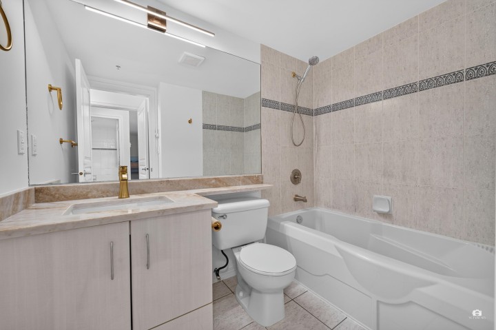 Photo 22 at 202 - 5639 Hampton Place, University VW, Vancouver West