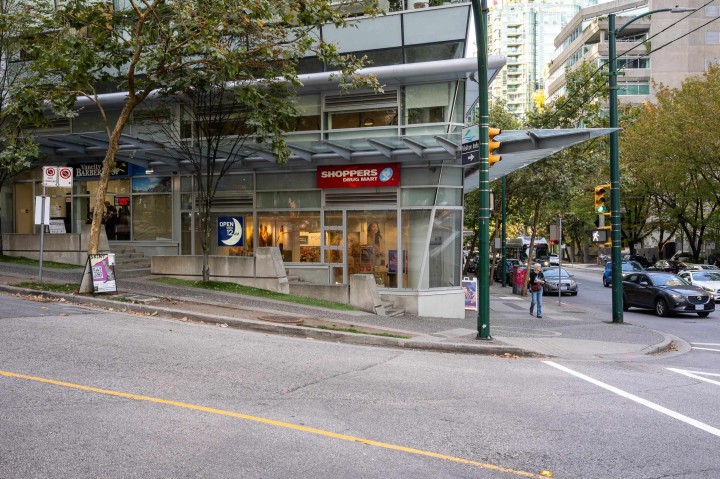 Photo 24 at 807 - 1238 Melville Street, Coal Harbour, Vancouver West