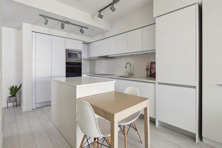 Photo 8 at 611 - 180 E 2nd Avenue, Mount Pleasant VE, Vancouver East