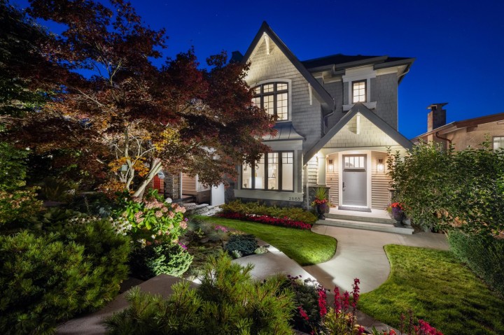 Photo 1 at 2865 Trinity Street, Hastings Sunrise, Vancouver East