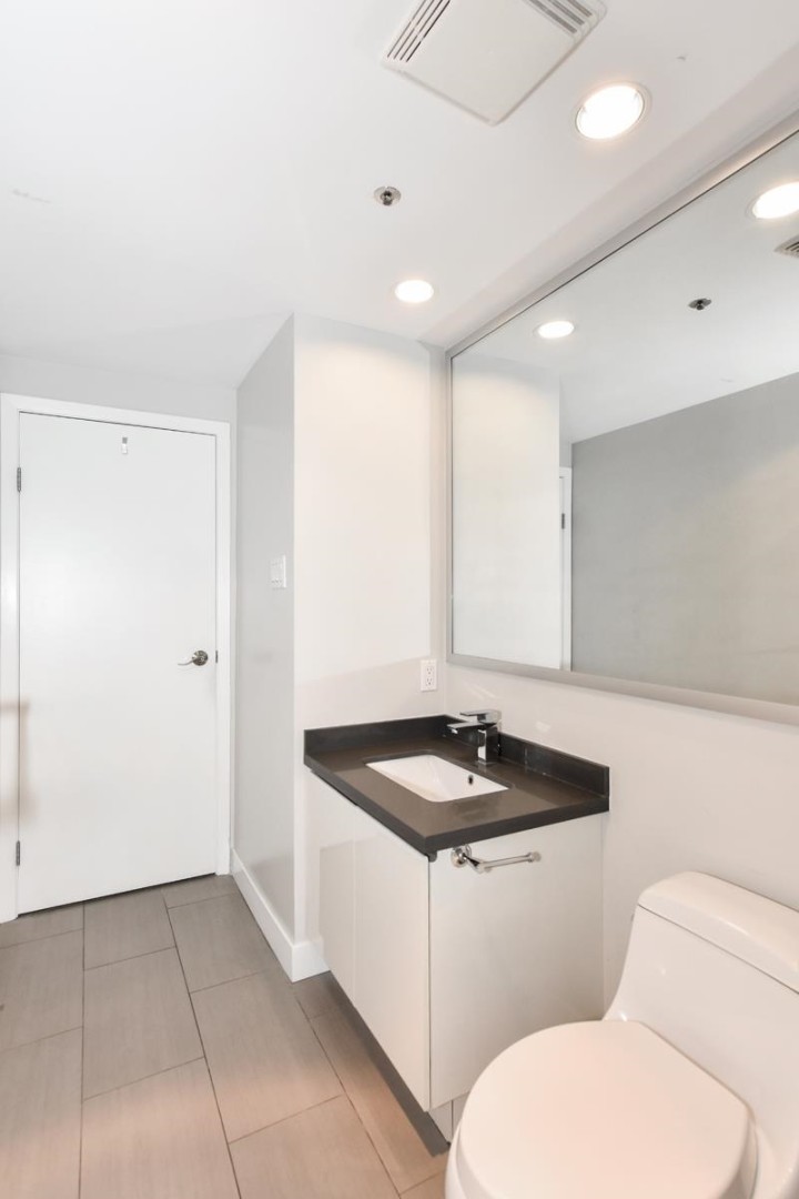 Photo 27 at 503 - 1008 Beach Avenue, Yaletown, Vancouver West