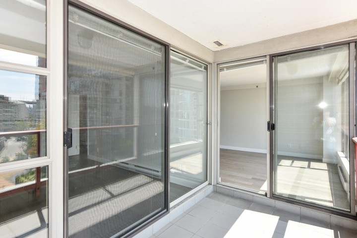 Photo 21 at 503 - 1008 Beach Avenue, Yaletown, Vancouver West