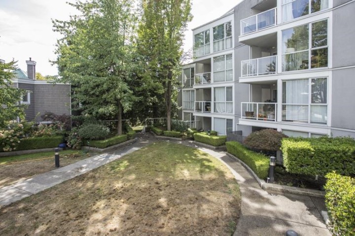 Photo 27 at 211 - 8460 Jellicoe Street, South Marine, Vancouver East