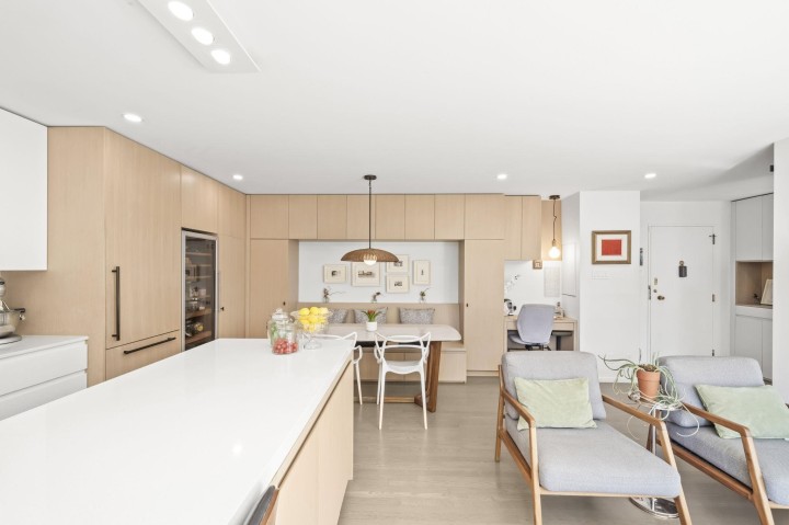 Photo 14 at 817 - 1445 Marpole Avenue, Fairview VW, Vancouver West