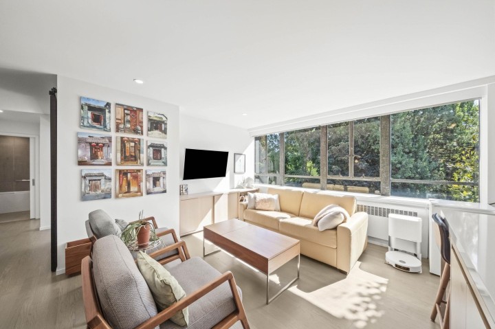 Photo 21 at 817 - 1445 Marpole Avenue, Fairview VW, Vancouver West