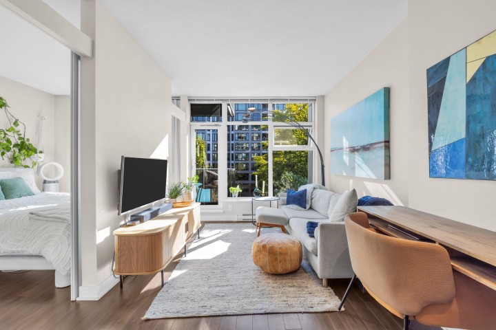 Photo 2 at 317 - 1777 W 7th Avenue, Fairview VW, Vancouver West