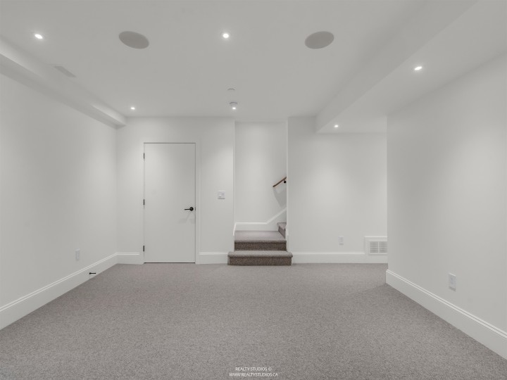 Photo 26 at 2 - 4088 Maple Crescent, Quilchena, Vancouver West