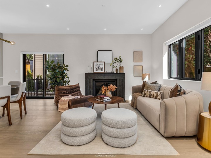 Photo 1 at 2 - 4088 Maple Crescent, Quilchena, Vancouver West