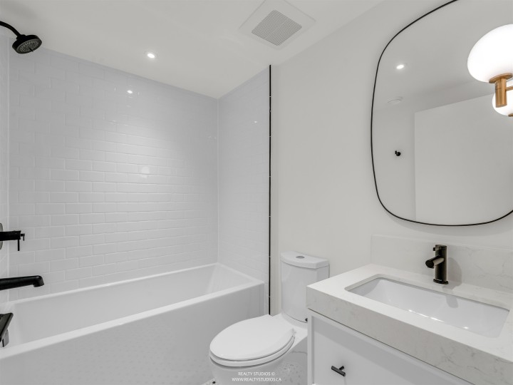 Photo 33 at 2 - 4088 Maple Crescent, Quilchena, Vancouver West