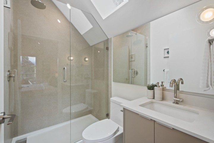 Photo 27 at 2 - 2211 William Street, Grandview Woodland, Vancouver East