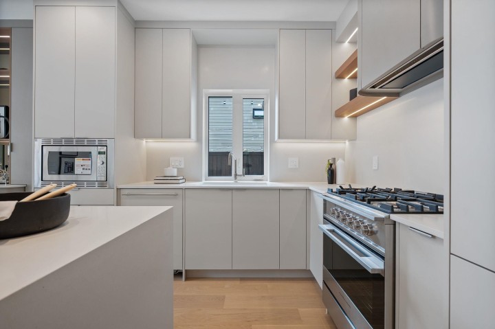 Photo 7 at 2 - 2211 William Street, Grandview Woodland, Vancouver East