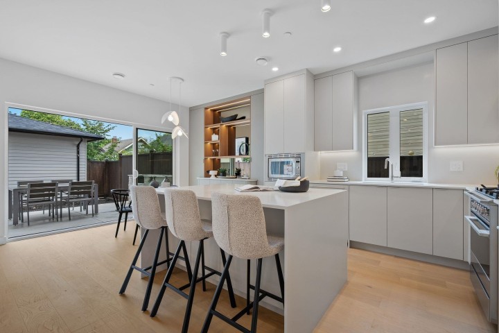 Photo 9 at 2 - 2211 William Street, Grandview Woodland, Vancouver East
