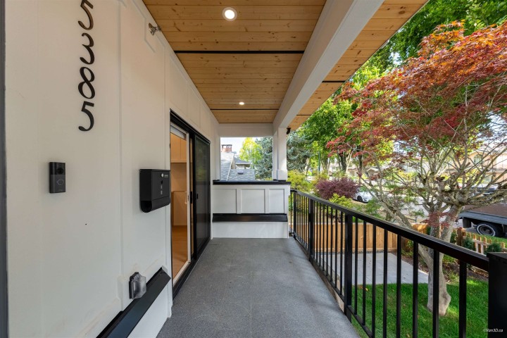 Photo 5 at 2 - 5385 Earles Street, Collingwood VE, Vancouver East
