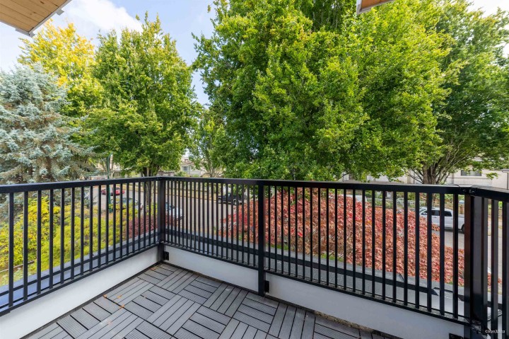 Photo 14 at 2 - 5385 Earles Street, Collingwood VE, Vancouver East