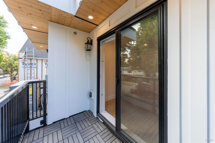Photo 15 at 2 - 5385 Earles Street, Collingwood VE, Vancouver East