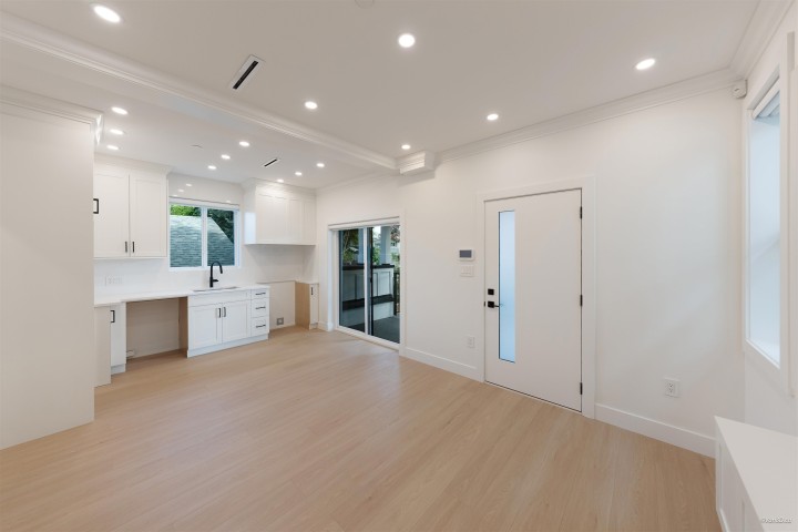 Photo 8 at 2 - 5385 Earles Street, Collingwood VE, Vancouver East
