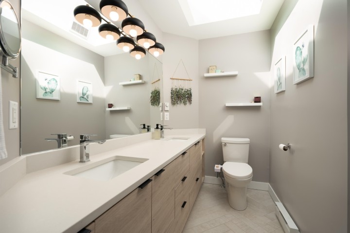Photo 16 at 329 Garden Drive, Hastings, Vancouver East