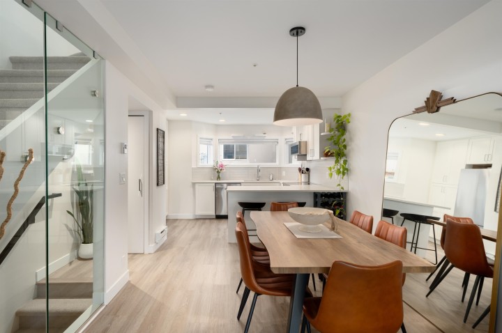 Photo 5 at 329 Garden Drive, Hastings, Vancouver East