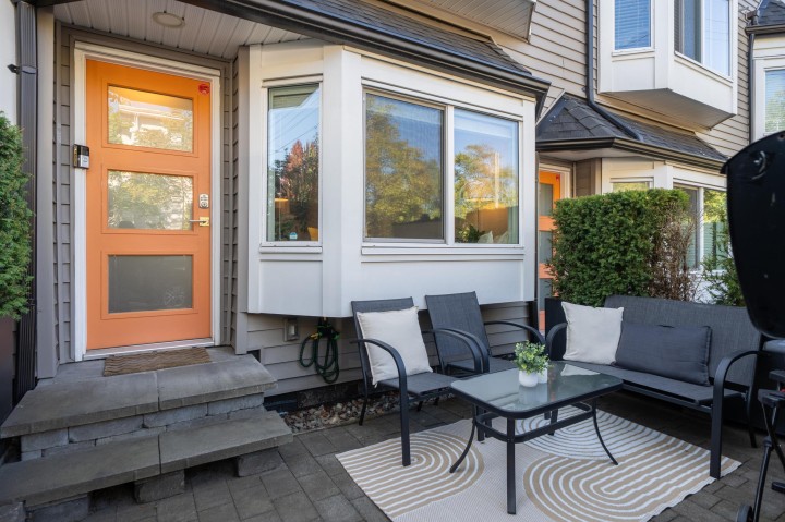 Photo 9 at 329 Garden Drive, Hastings, Vancouver East