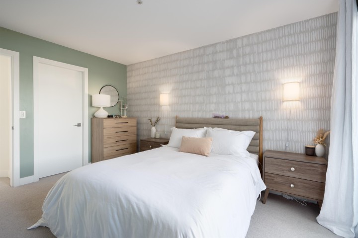 Photo 11 at 329 Garden Drive, Hastings, Vancouver East