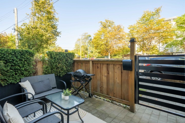 Photo 8 at 329 Garden Drive, Hastings, Vancouver East