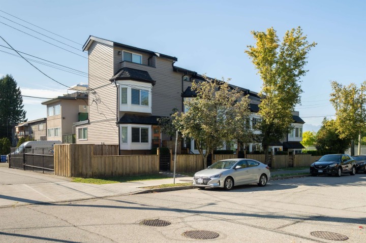 Photo 25 at 329 Garden Drive, Hastings, Vancouver East