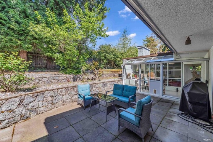 Photo 24 at 1555 Lawson Avenue, Ambleside, West Vancouver