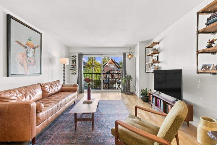 Photo 3 at 304 - 1611 E 3rd Avenue, Grandview Woodland, Vancouver East