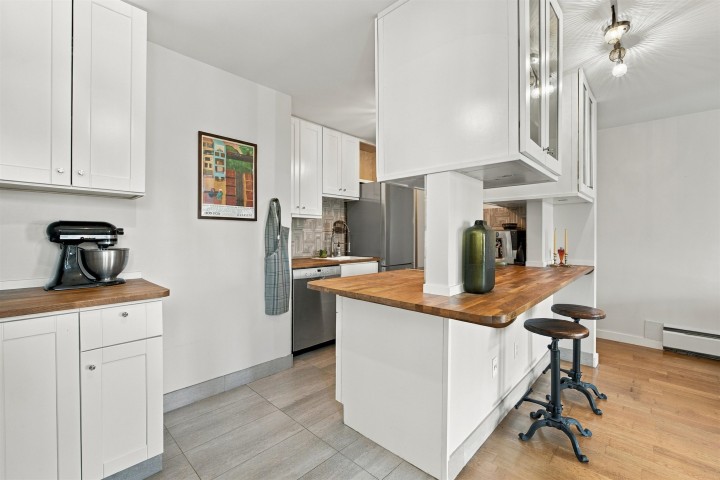 Photo 8 at 304 - 1611 E 3rd Avenue, Grandview Woodland, Vancouver East