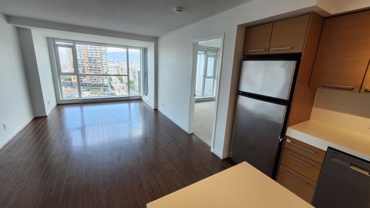 Photo 26 at 1003 - 2770 Sophia Street, Mount Pleasant VE, Vancouver East