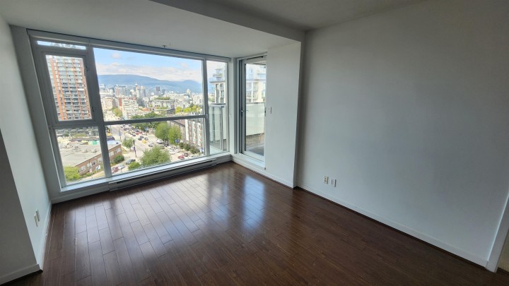 Photo 20 at 1003 - 2770 Sophia Street, Mount Pleasant VE, Vancouver East