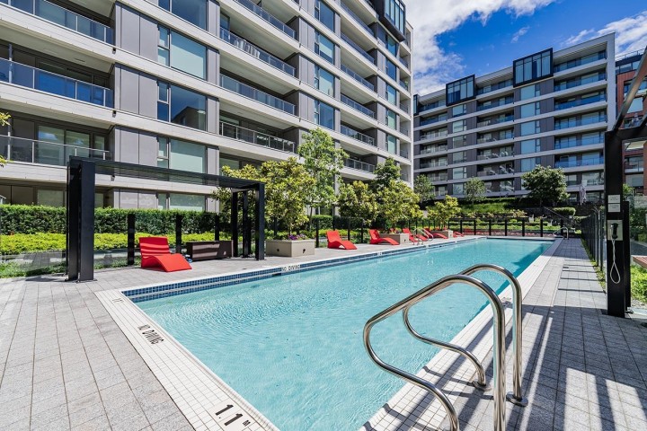 Photo 4 at 310 - 1571 W 57th Avenue, South Granville, Vancouver West