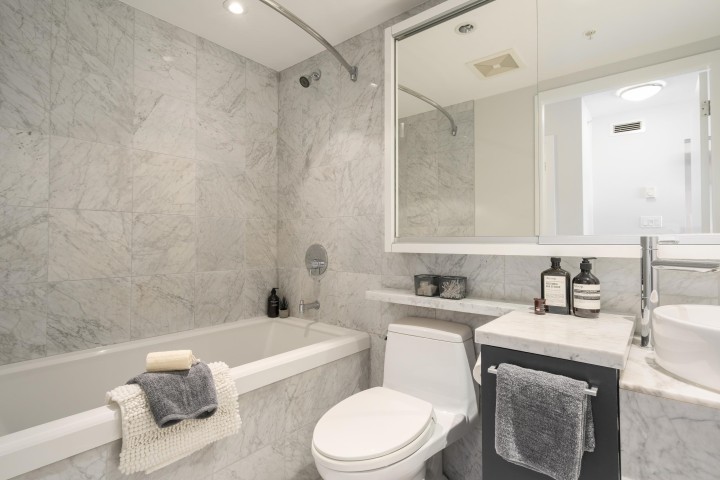 Photo 18 at 2110 - 833 Seymour Street, Downtown VW, Vancouver West