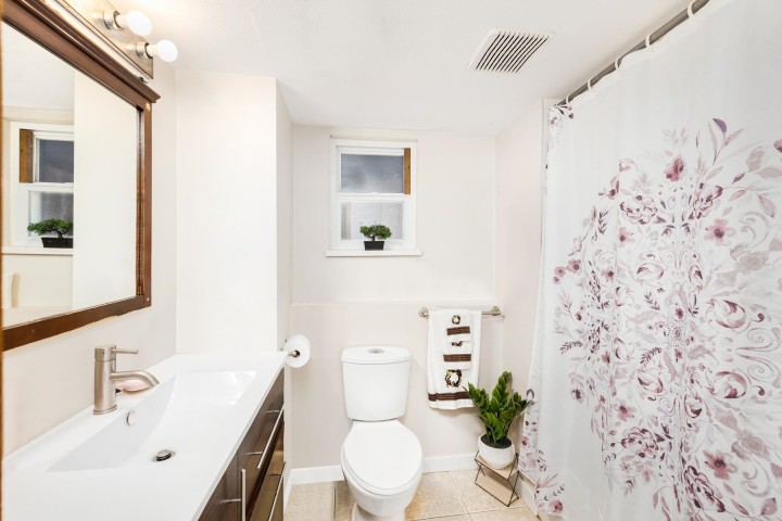 Photo 14 at 4766 Gothard Street, Collingwood VE, Vancouver East