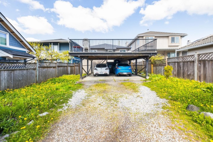 Photo 15 at 4766 Gothard Street, Collingwood VE, Vancouver East